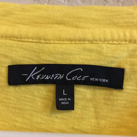 NWT: Kenneth Cole V neck - Picture 4 of 4